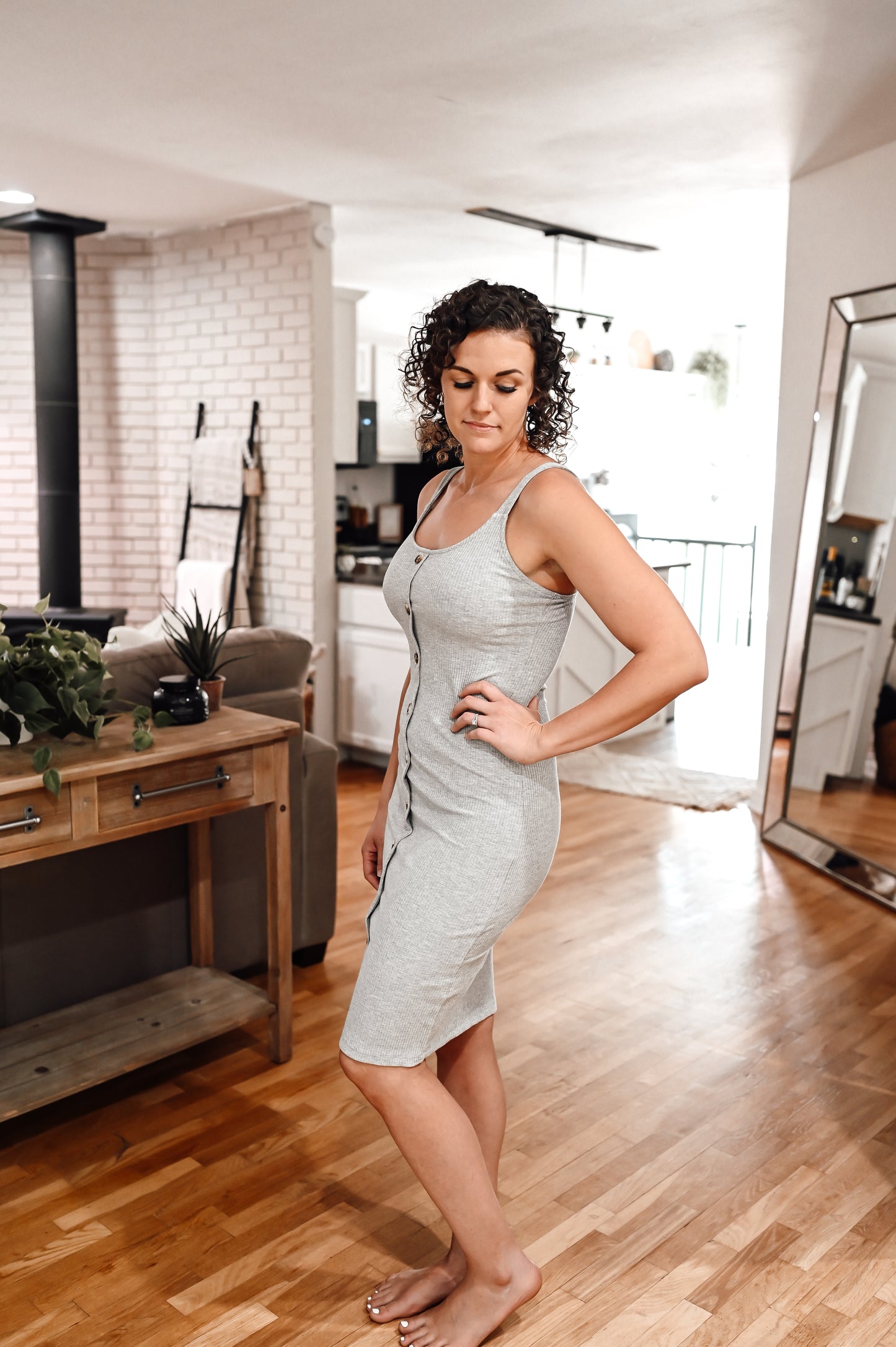 grey-ribbed-knee-length-dress