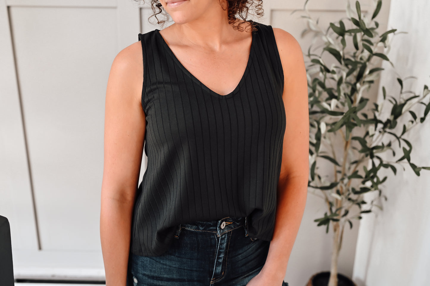 boutique-black-top