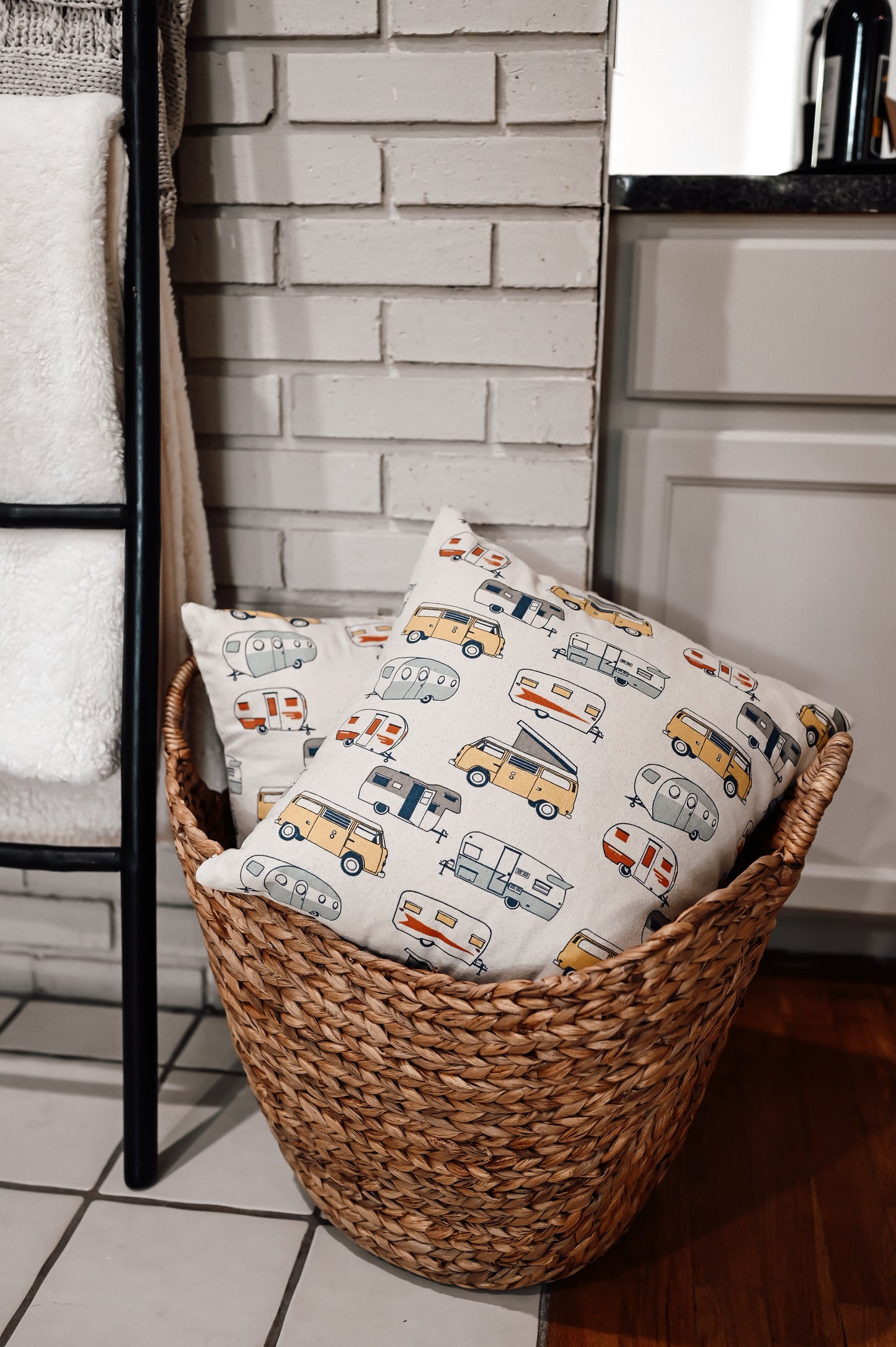 vintage-camper-throw-pillow