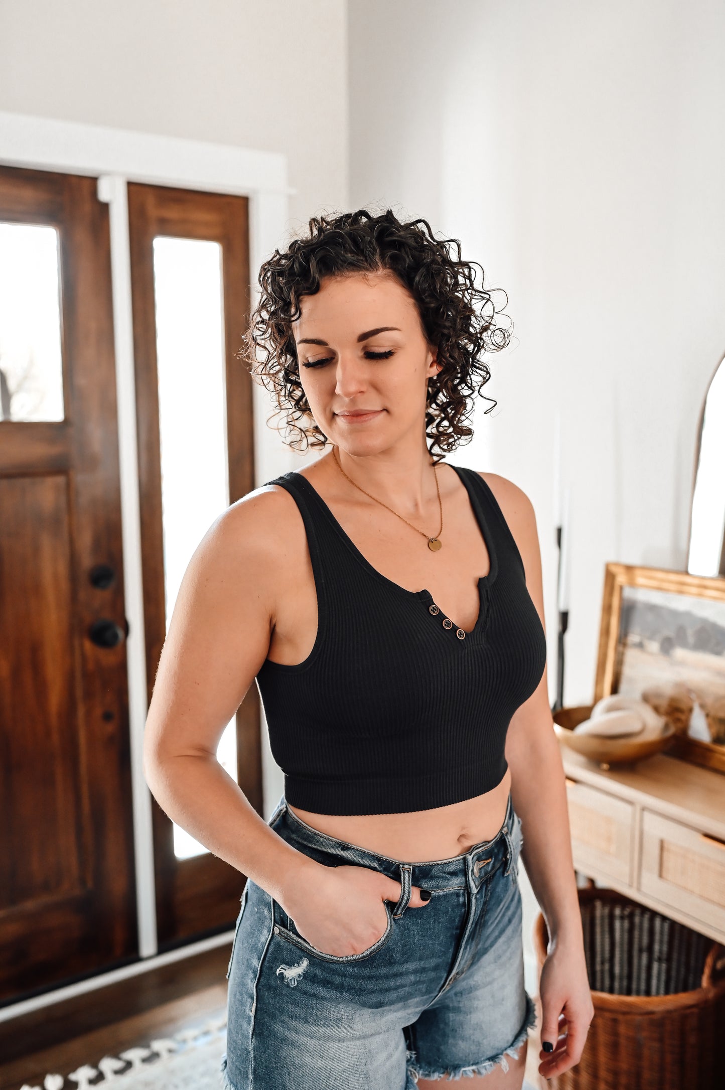 womens-black-bra-tank