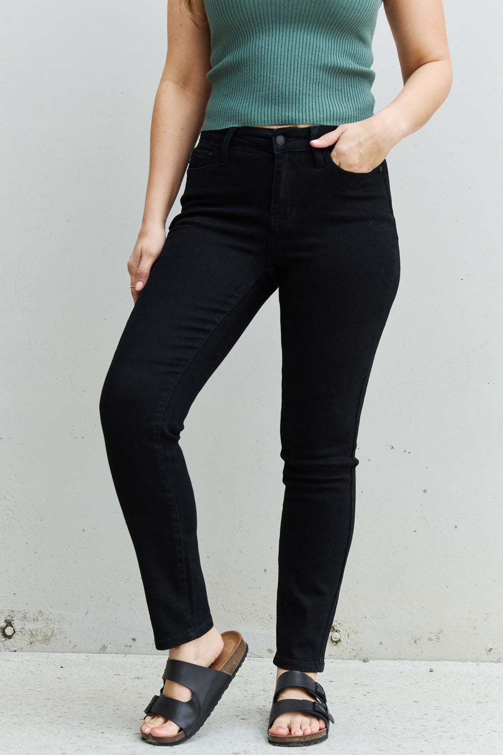 Judy Blue Black Mid Rise Slim Fit Jeans