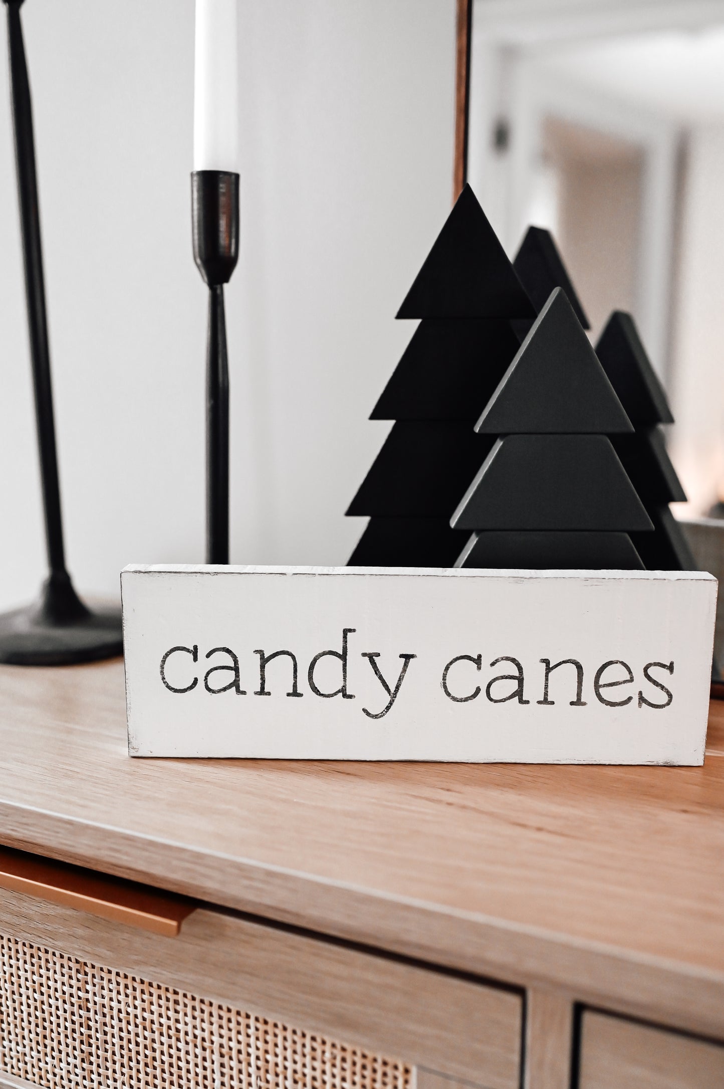 candy-canes-holiday-sign