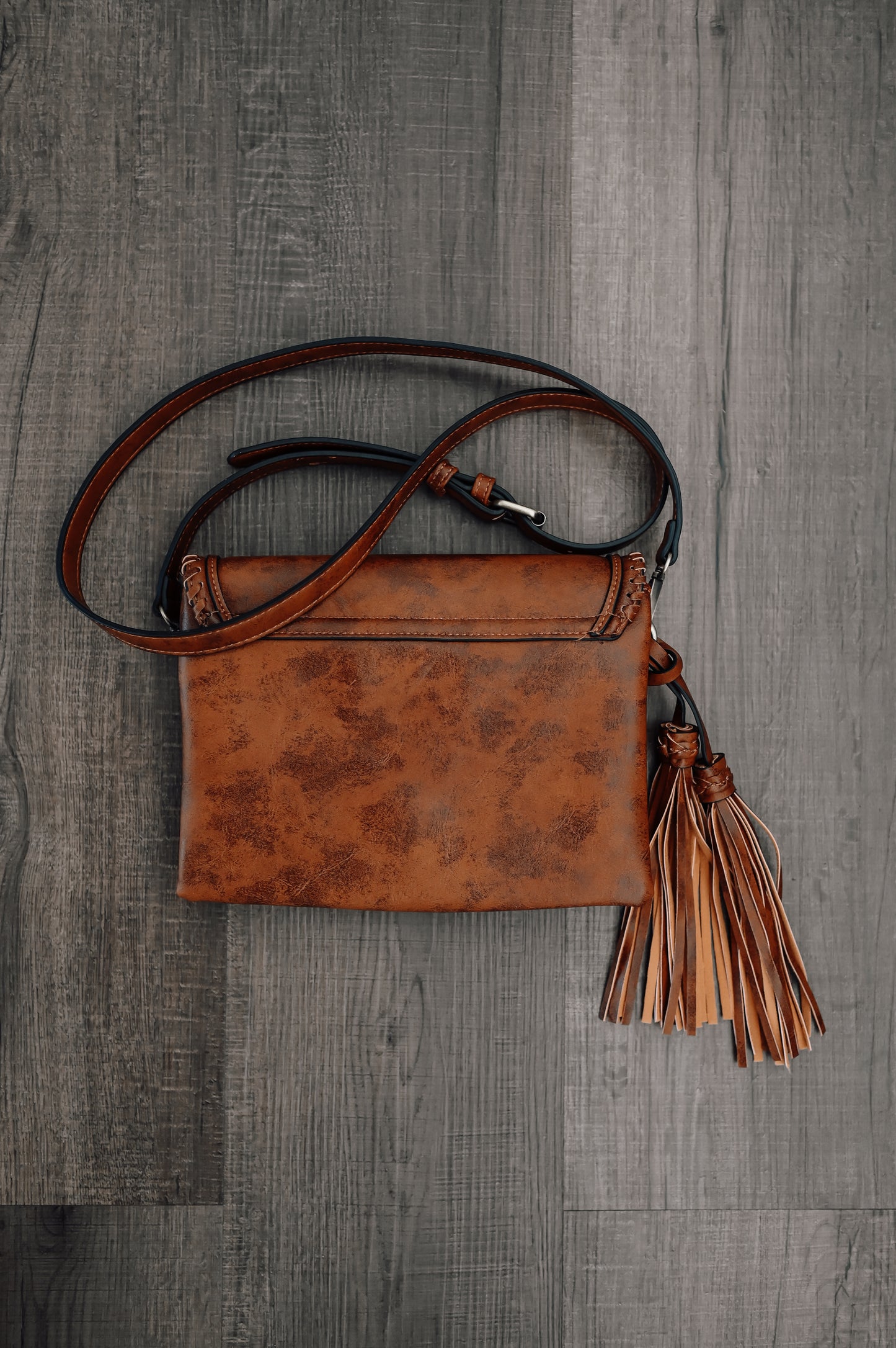brown-purse-with-tassels