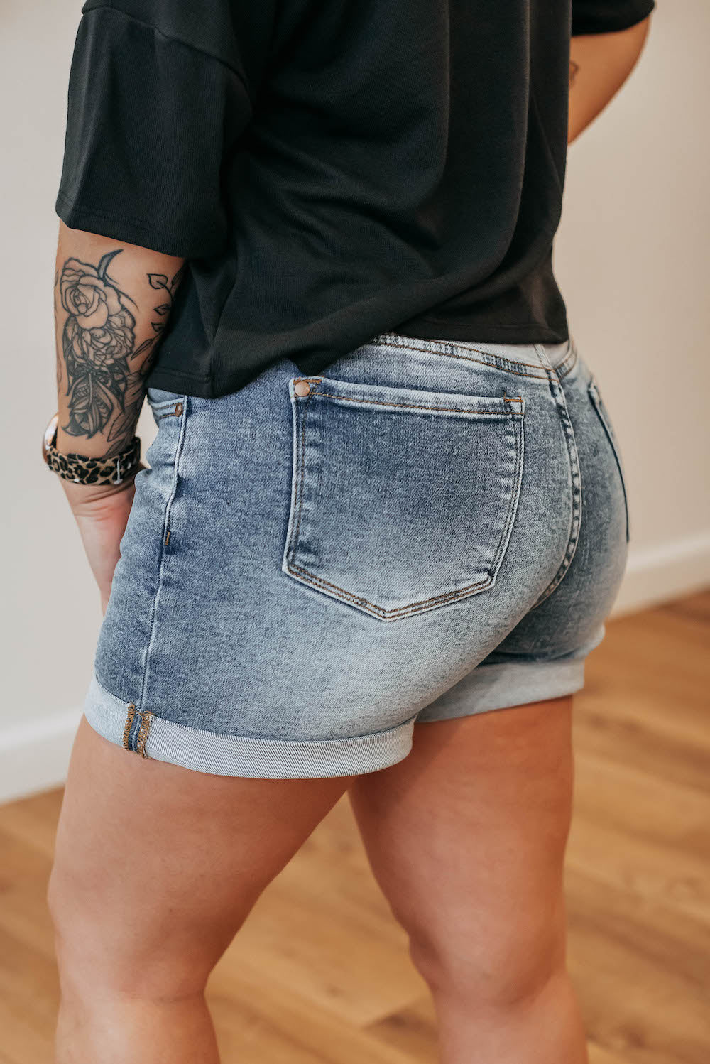 judy-blue-cuffed-denim-shorts